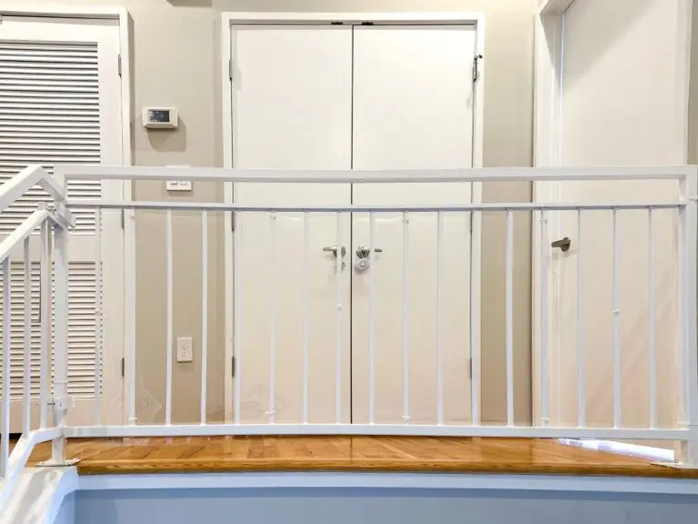 White railing with kid shield